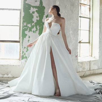 Lazaro Style Bacall 32206 Bridal Gown