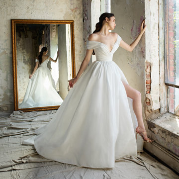 Lazaro 3203 Used Wedding Dress Save 93% - Stillwhite