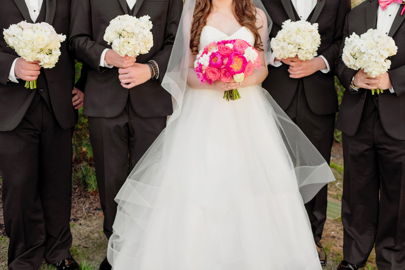 Bride with Groomsmen 