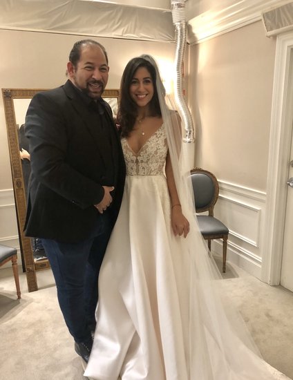 Meeting Lazaro after I said Yes to the Dress at Kleinfelds!