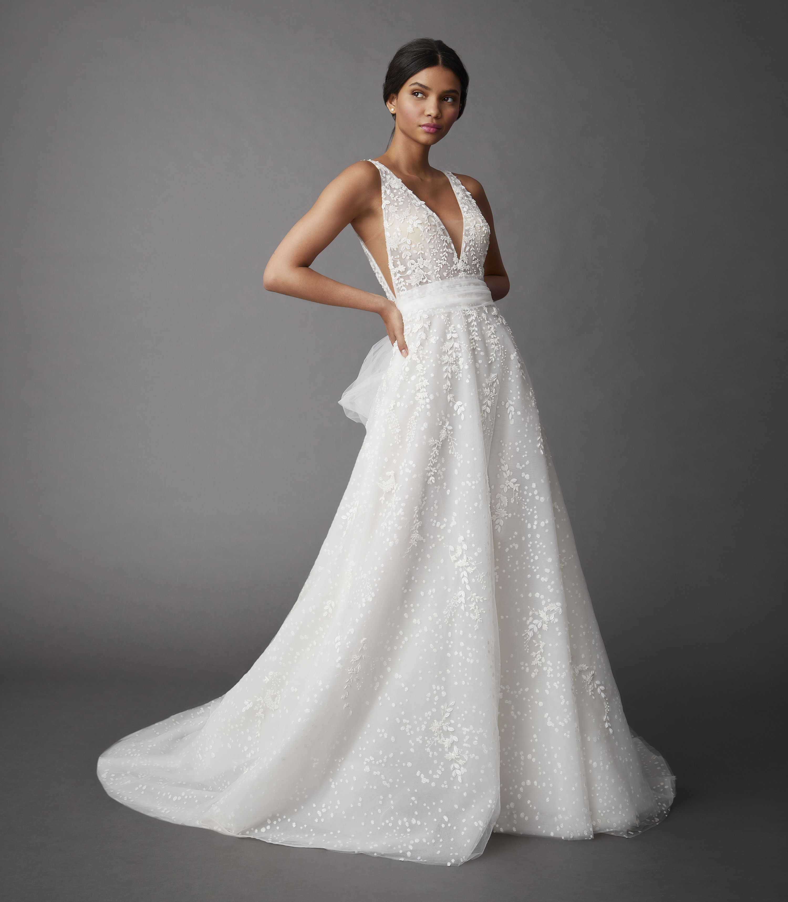 一番くじ　ホロライブ　Wedding Dress Style Pearl Mikado Wedding Dress with Skirt Slit | Sophia Tolli