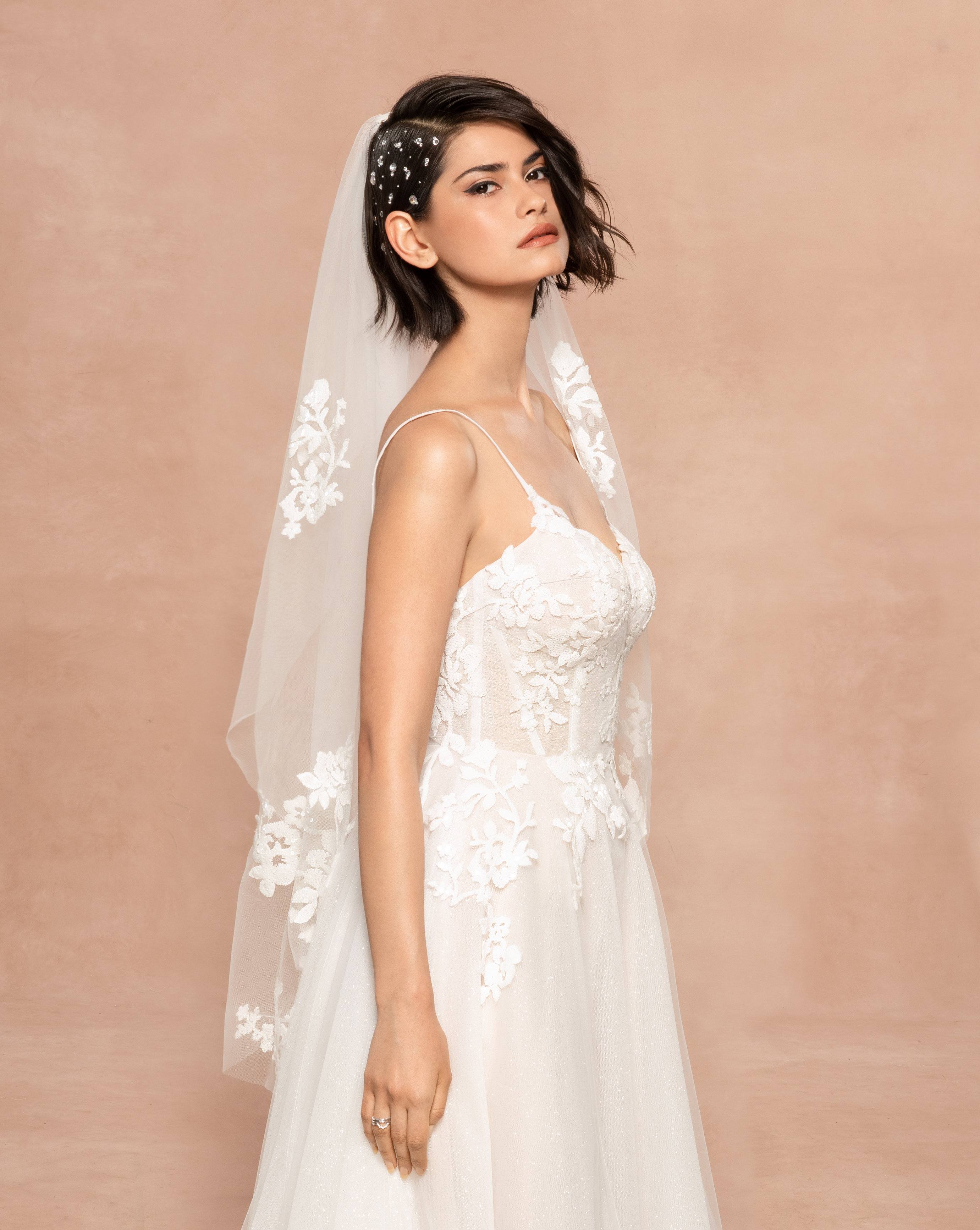 Bridal Gowns And Wedding Dresses By Jlm Couture Style 12000 Isla