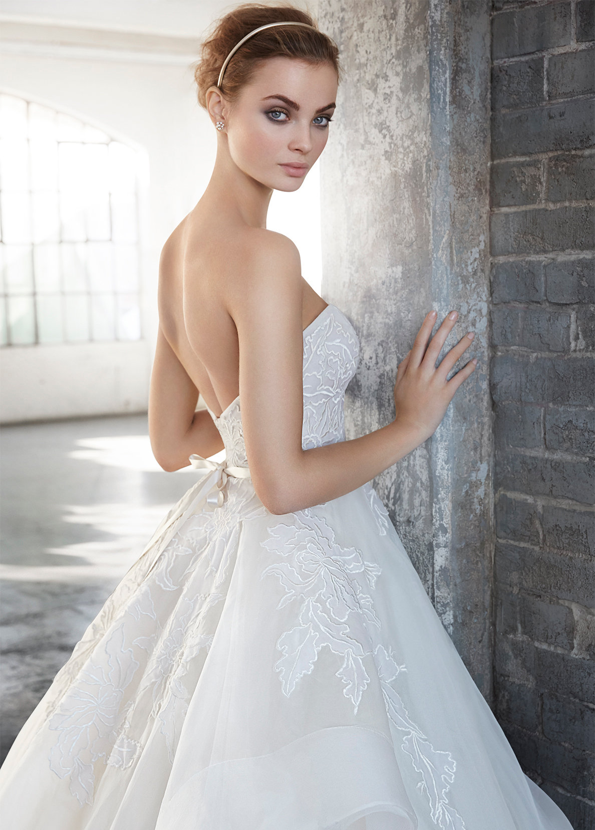 Bridal Gowns And Wedding Dresses By Jlm Couture Style 3601 Lazaro Style 3601 Bridal Gown