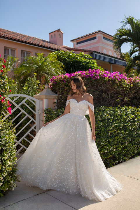 Blush by Hayley Paige Style Beau 12150 Bridal Gown