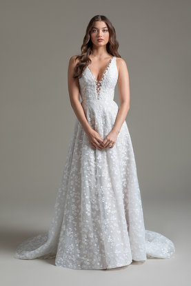 Ti Adora by Allison Webb Style 72000 Cosette Bridal Gown Ti Adora by Allison Webb Style 72000 Cosette Bridal Gown